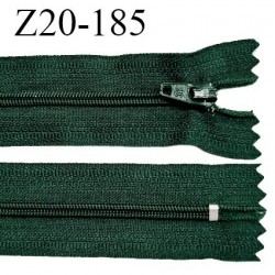 Fermeture zip 20 cm non séparable couleur vert sapin zip glissière nylon largeur 5 mm longueur 20 cm prix à l'unité