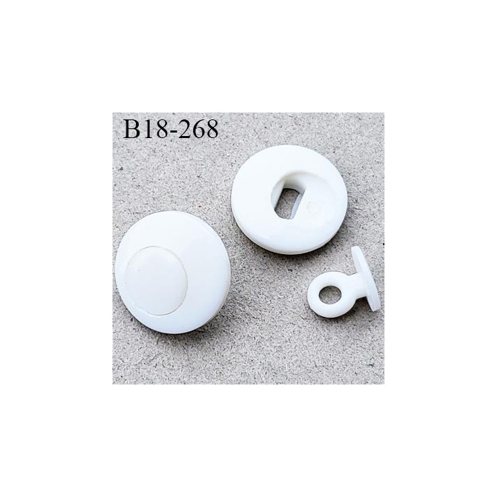 Bouton 18 mm en pvc couleur naturel accroche par anneau composé de 2 pièces diamètre 18 millimètres prix à la pièce