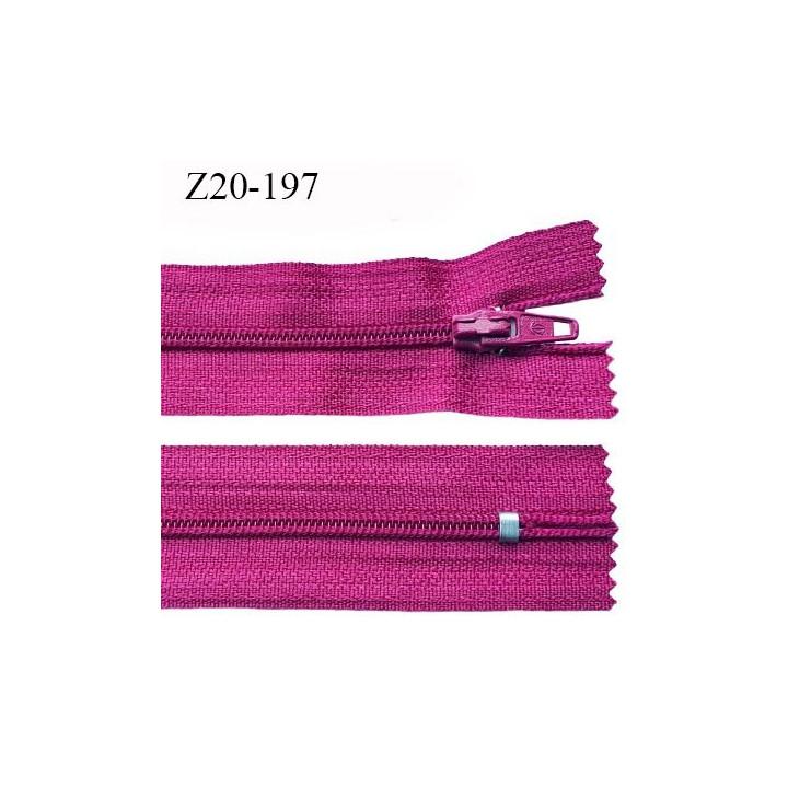 Fermeture zip longueur 20 cm couleur pivoine non séparable largeur 2.4 cm glissière nylon largeur  4 mm