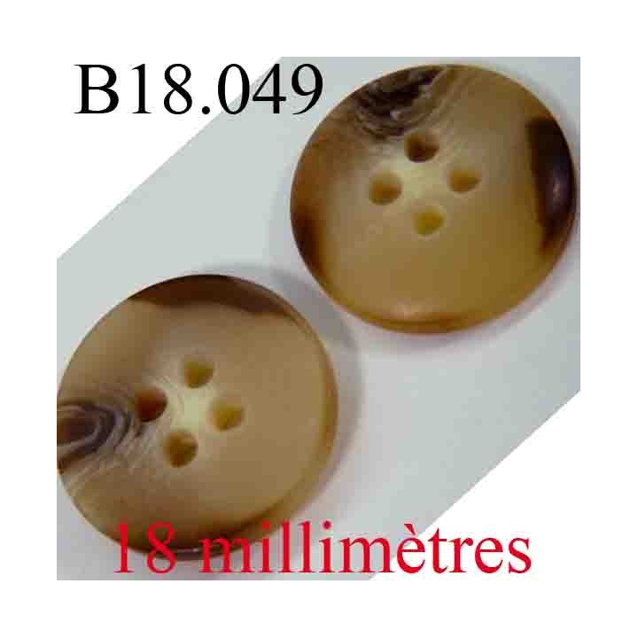 bouton 18 mm couleur marron et marron clair 4 trous diamètre 18 mm