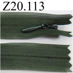 fermeture zip à glissière invisible verte longueur 20 cm couleur vert kaki non séparable zip nylon largeur 2 cm