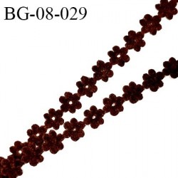 Galon ruban 8 mm motif fleurs style daim ou velours couleur marron prix au mètre