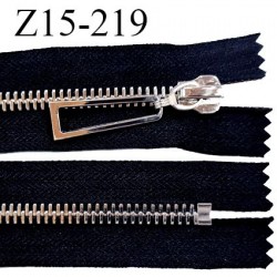 Fermeture zip 15 cm non séparable couleur noir longueur 15 cm largeur 4 cm glissière métal couleur argent prix à l'unité