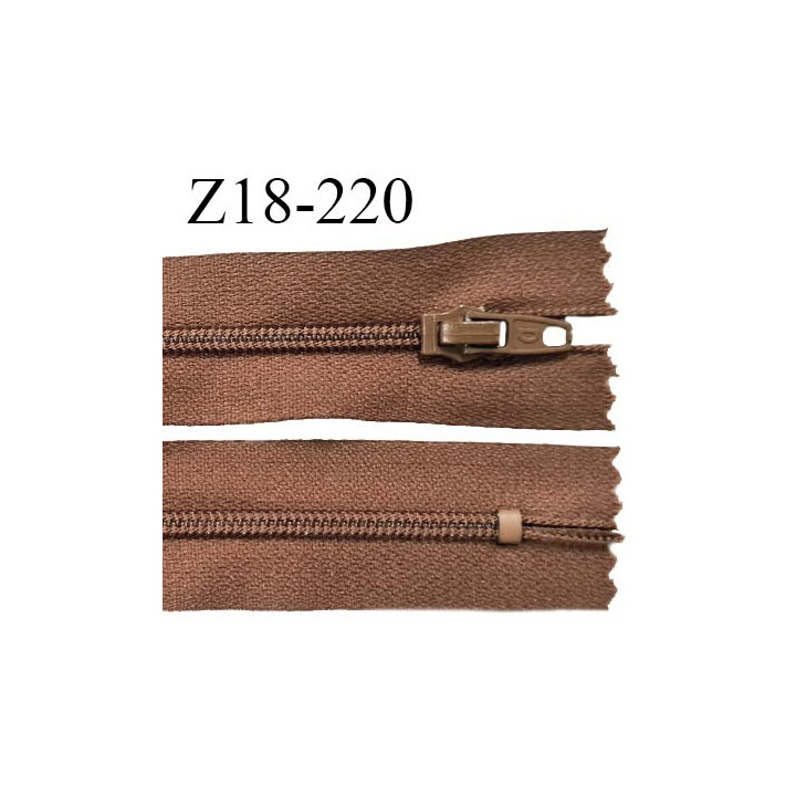 Fermeture zip 18 cm non séparable couleur marron clair largeur 2.7 cm zip nylon longueur 18 cm prix à l'unité