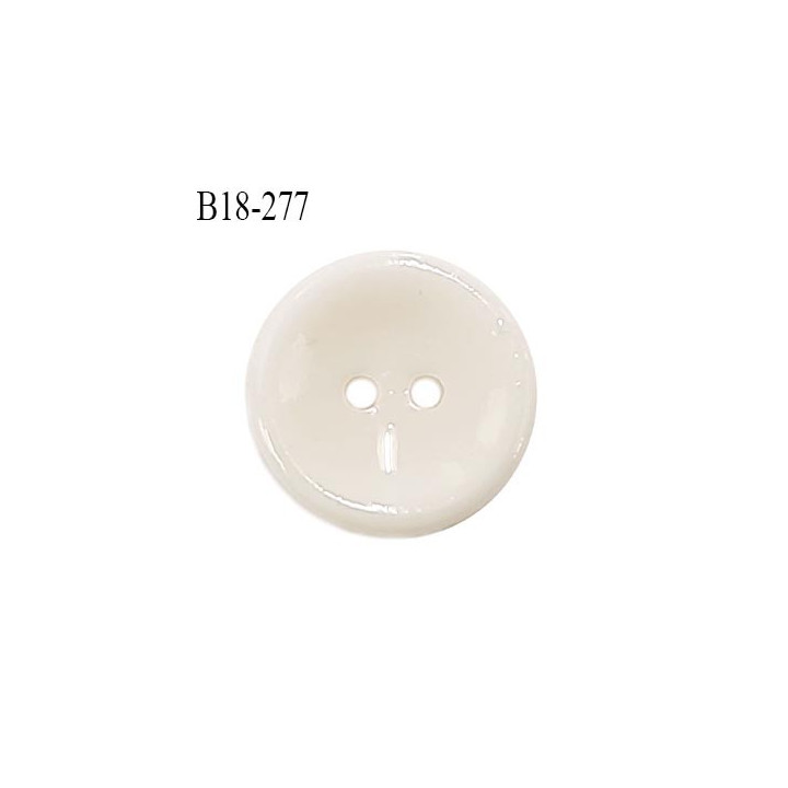 Bouton 18 mm en pvc couleur écru brillant diamètre 18 mm épaisseur 4.5 mm prix à la pièce