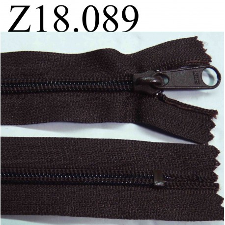 fermeture éclair longueur 18 cm couleur marron non séparable zip nylon largeur 3.2 cm largeur du zip 6 mm