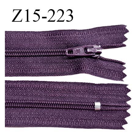 Fermeture zip 15 cm couleur aubergine non séparable largeur 2.5 cm glissière nylon largeur 4 mm longueur 15 cm prix à l'unité