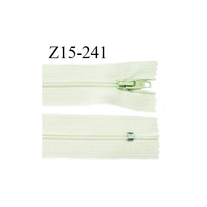 Fermeture zip 15 cm couleur vert pâle non séparable largeur 2.5 cm glissière nylon largeur 4 mm longueur 15 cm prix à l'unité