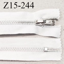 Fermeture zip 15 cm non séparable couleur blanc longueur 15 cm largeur 4 cm glissière métal couleur argent prix à l'unité