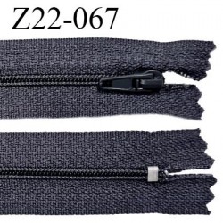 Fermeture zip 22 cm à glissière couleur gris bleuté non séparable zip nylon largeur du zip 6 mm longueur 22 cm prix à l'unité