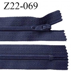 Fermeture zip 22 cm à glissière couleur bleu marine non séparable zip nylon largeur du zip 6 mm longueur 22 cm prix à l'unité