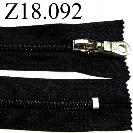 fermeture éclair longueur 18 cm couleur noir non séparable zip nylon largeur 3,2 cm largeur du zip 6 mm curseur métal