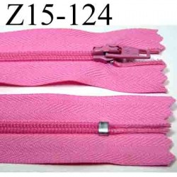 Fermeture zip 15 cm couleur rose non séparable largeur 2.5 cm glissière nylon largeur 4 mm longueur 15 cm prix à l'unité