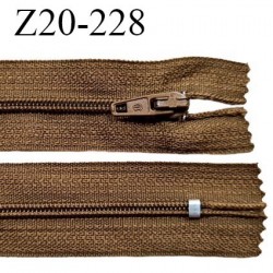 Fermeture zip 20 cm non séparable couleur marron glissière nylon largeur 5 mm longueur 20 cm prix à l'unité