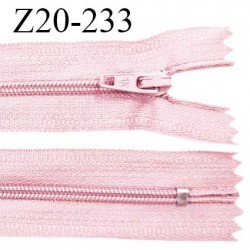 Fermeture zip 20 cm non séparable couleur rose glissière nylon largeur 5 mm longueur 20 cm prix à l'unité