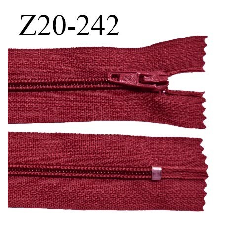 Fermeture zip 20 cm non séparable couleur rouge rubis glissière nylon invisible largeur 5 mm longueur 20 cm prix à l'unité