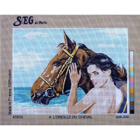 Canevas à broder 40 x 50 cm marque MARGOT création de Paris Thème CHEVAL à l'oreille du cheval fabrication française