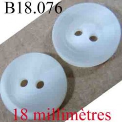 bouton 18 mm couleur blanc et et blanc marbré  2 trous diamètre 18 mm