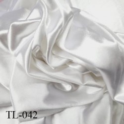 Tissu lycra elasthane satin brillant blanc très haut de gamme  largeur 150 cm prix pour 10 cm de longueur et 180 cm de large