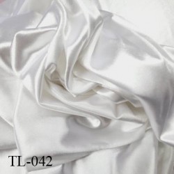 Tissu lycra elasthane satin brillant blanc très haut de gamme largeur 150 cm prix pour 10 cm de longueur et 180 cm de large