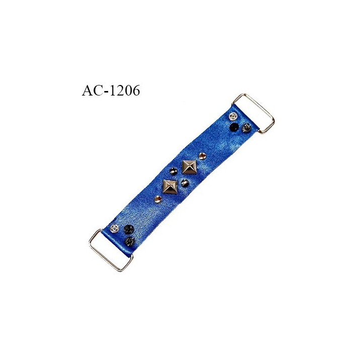 Patte simili cuir couleur bleu brillant longueur 15 cm largeur 3 cm très souple prix à la pièce