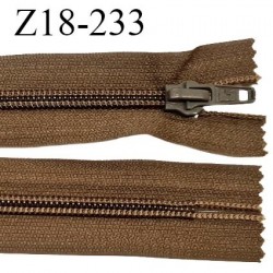 Fermeture zip 18 cm non séparable couleur marron largeur 3.3 cm zip nylon longueur 18 cm prix à l'unité