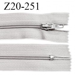 Fermeture zip 20 cm non séparable couleur gris glissière nylon largeur 5 mm longueur 20 cm prix à l'unité