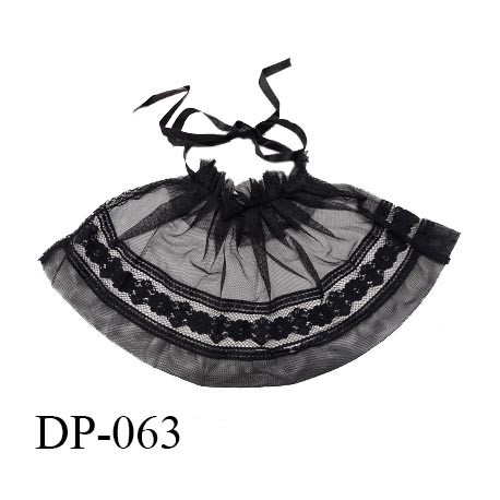 Col devant plastron tulle noir largeur haut 14 cm largeur bas 40 cm hauteur 18 cm attache avec liens satinés prix à l'unité