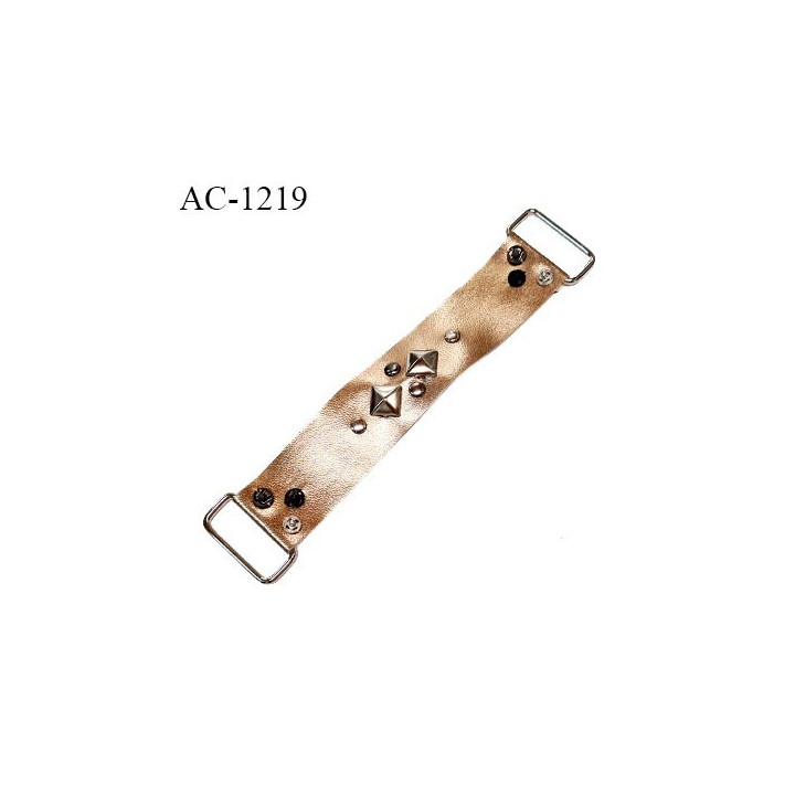 Patte simili cuir ornement décor couleur cuivre brillant longueur 15 cm largeur 3 cm avec clous couleur chrome prix à la pièce