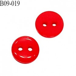 Bouton 9 mm couleur rouge 2 trous légèrement bombé diamètre 9 mm épaisseur 2.5 mm prix à l'unité