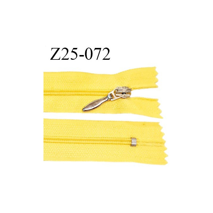 Fermeture zip 25 cm non séparable couleur jaune poussin glissière nylon largeur 4 mm curseur métal longueur 25 cm prix à l'unité