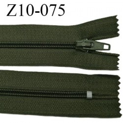 Fermeture zip 10 cm couleur vert kaki non séparable largeur 2.5 cm glissière nylon largeur 4 mm longueur 10 cm prix à l'unité