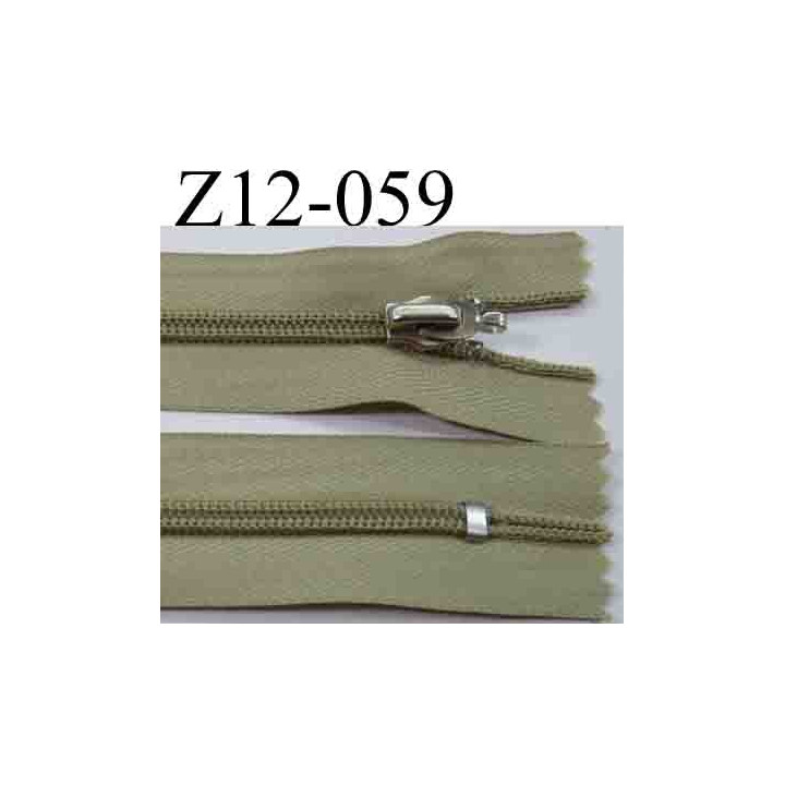 fermeture éclair longueur 12 cm couleur kaki non séparable zip nylon  largeur 3 cm largeur du zip 5 mm