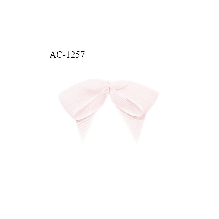 Noeud lingerie haut de gamme mousseline couleur rose jasmin largeur 30 mm hauteur 20 mm prix à la pièce
