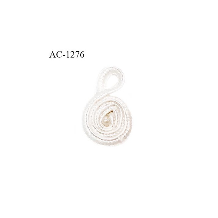Décor lingerie ornement motif passementerie escargot et boucle couleur blanc avec perle au centre diamètre 14 mm prix à la pièce