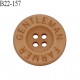 Bouton 22 mm en pvc couleur caramel inscription Gentleman Farmer 4 trous diamètre 22 mm épaisseur 4 mm prix à la pièce