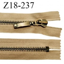 Fermeture zip 18 cm très haut de gamme RIRI couleur beige non séparable longueur 18 cm glissière laiton 6 mm prix à la pièce