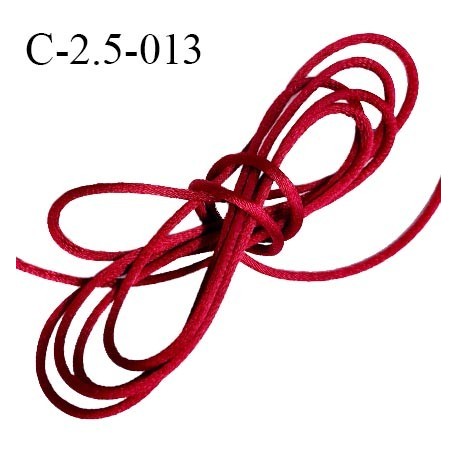 Cordon 2.5 mm queue de rat satin brillant couleur rouge tirant sur le bordeaux parme diamètre 2.5 mm prix au mètre