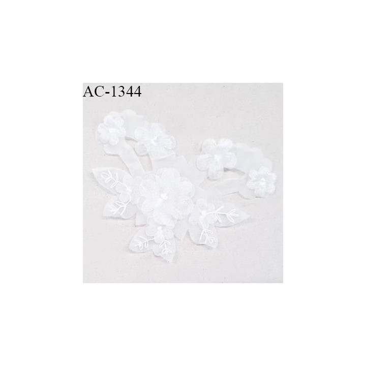 Décor ornement accessoire motif floral synthétique couleur naturel en transparence et lumineux prix à la pièce