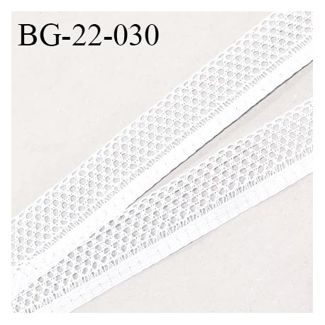 Galon ruban 22 mm synthétique style dentelle couleur blanc largeur 22 mm largeur de la bande 6 mm prix au mètre