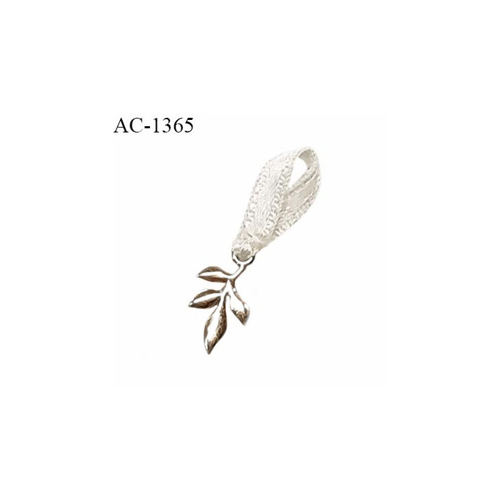 Décor lingerie attache satin couleur naturel avec pendentif feuille couleur or light hauteur 2.5 cm largeur 8 mm prix à l'unité