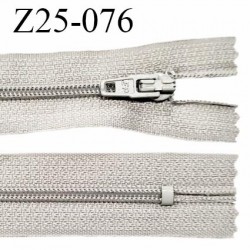 Fermeture zip 25 cm non séparable couleur gris glissière nylon largeur 4 mm longueur 25 cm largeur 24 mm prix à l'unité