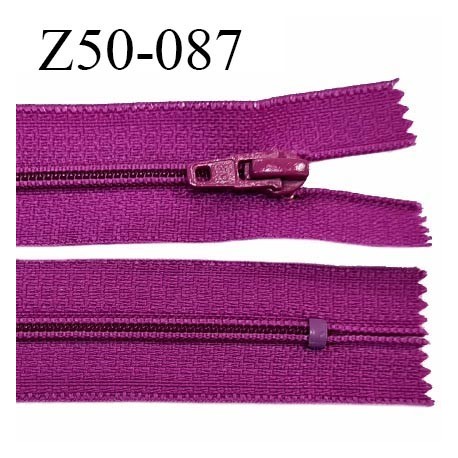Fermeture zip 50 cm non séparable couleur violine zip nylon longueur 50 cm largeur 2.5 cm largeur du zip 6 mm prix à l'unité