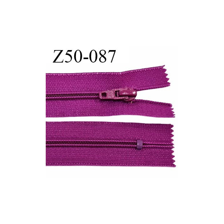 Fermeture zip 50 cm non séparable couleur violine zip nylon longueur 50 cm largeur 2.5 cm largeur du zip 6 mm prix à l'unité