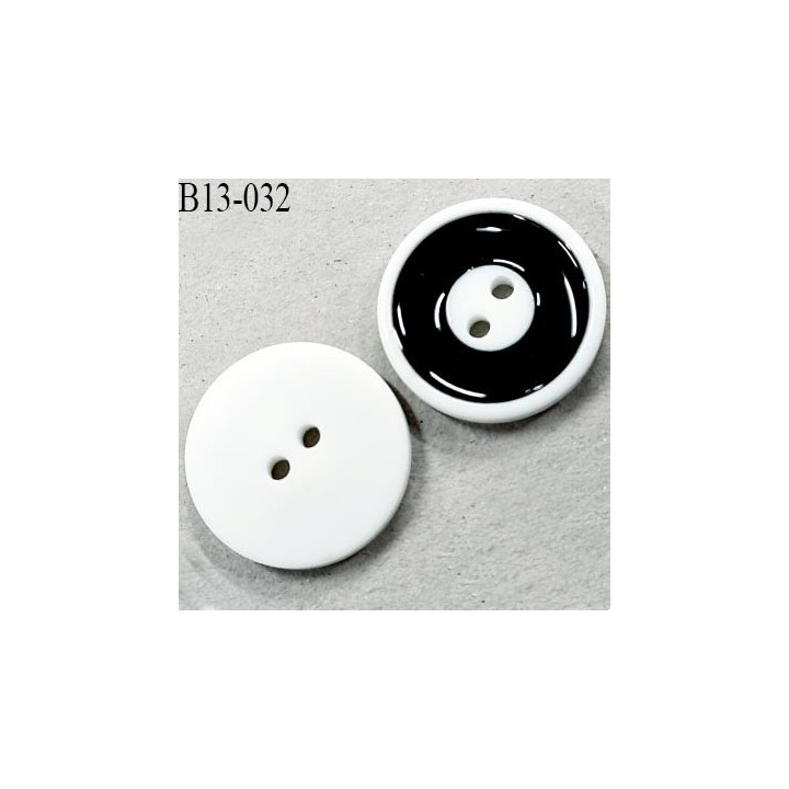 Bouton 13 mm couleur naturel blanc et noir brillant diamètre 13 mm épaisseur 4 mm prix à l'unité