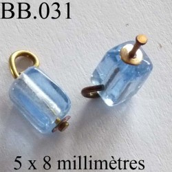 perle rectangle biche de bere en verre monté hauteur 8 mm largeur 5 mm couleur bleu vendu a la pièce