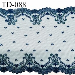 Dentelle 22 cm brodée sur tulle non extensible couleur bleu irisé haut de gamme douce agréable au toucher prix pour un mètre