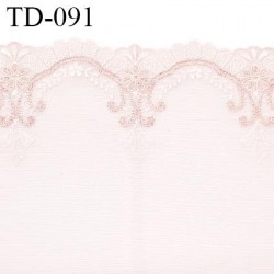 Dentelle 18 cm brodée sur tulle extensible couleur rose amour haut de gamme douce agréable au toucher prix pour un mètre