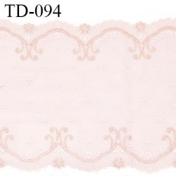Dentelle 29 cm brodée sur tulle extensible couleur rose amour haut de gamme largeur 29 cm prix pour 10 cm