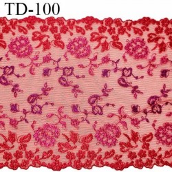 Dentelle 21 cm brodée couleur rose et violet sur tulle rouge extensible haut de gamme largeur 21 cm prix pour 10 cm